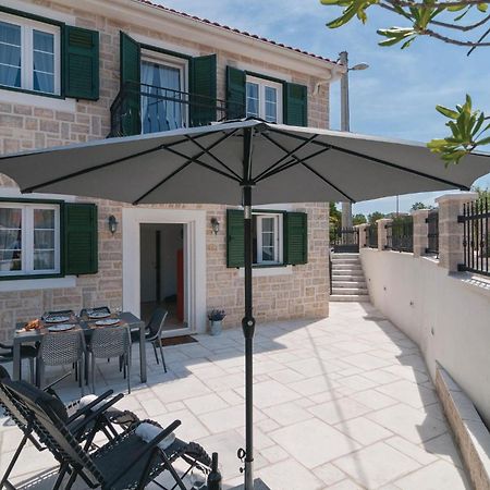 Stunning Home In Primosten With Kitchen Exterior photo