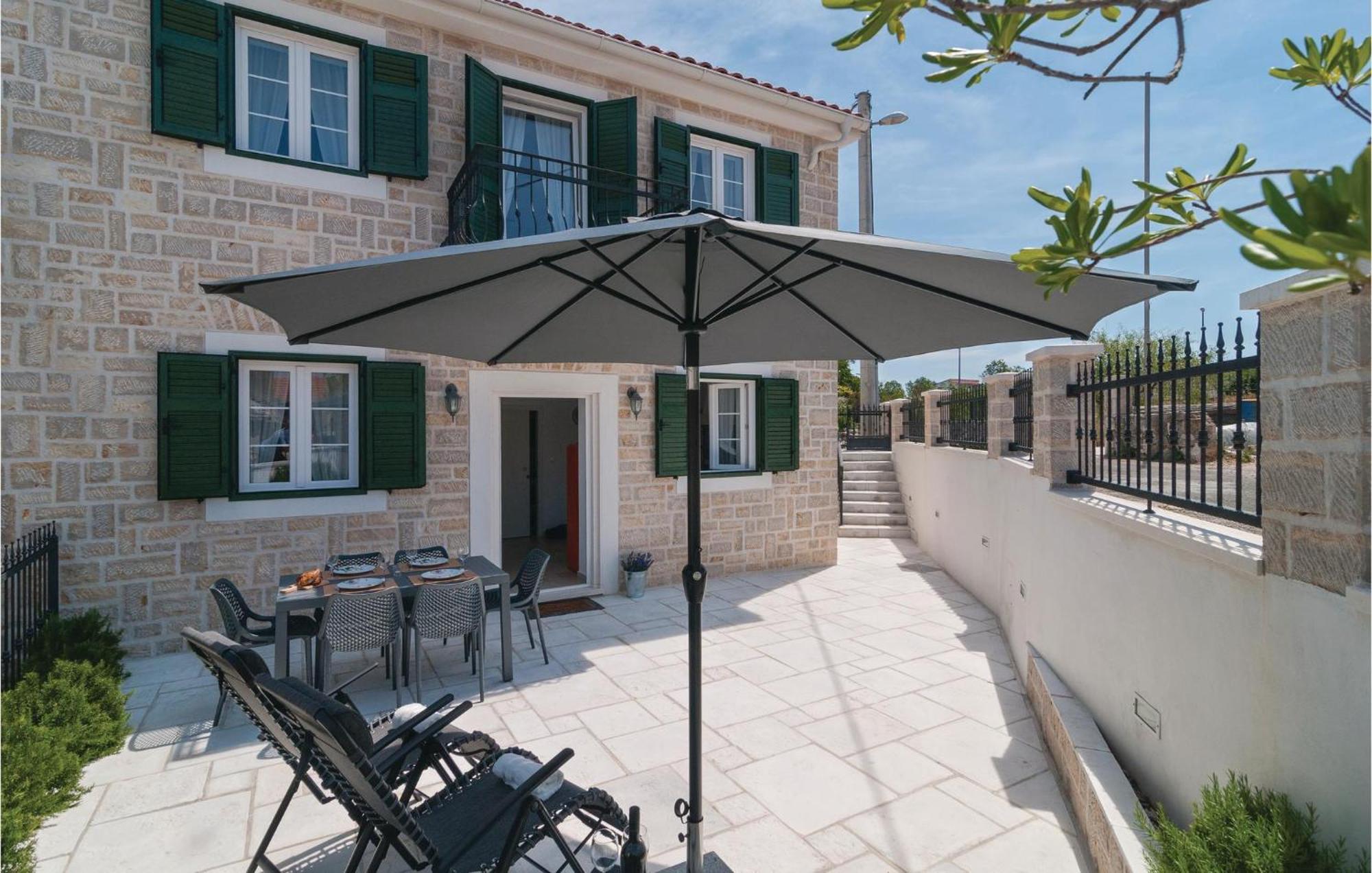 Stunning Home In Primosten With Kitchen Exterior photo